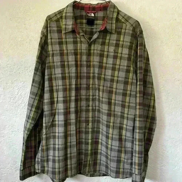 The North Face collared plaid men’s button front shirt - Picture 1 of 6